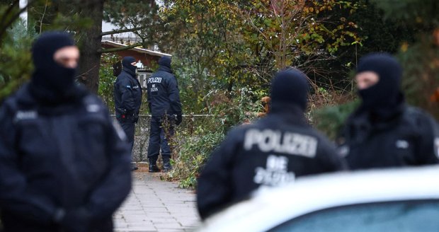 Šokující detaily pokusu o převrat: Policie sledovala extremisty v Německu od jara, přijdou další razie