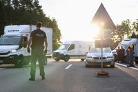 Německo zachová kontroly na hranicích s Českem a dalšími státy. A přitvrdí vůči migrantům