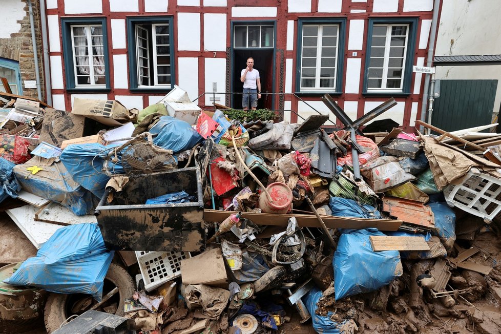 Odklízení následků bleskových povodní v Německu (19. 7. 2021)