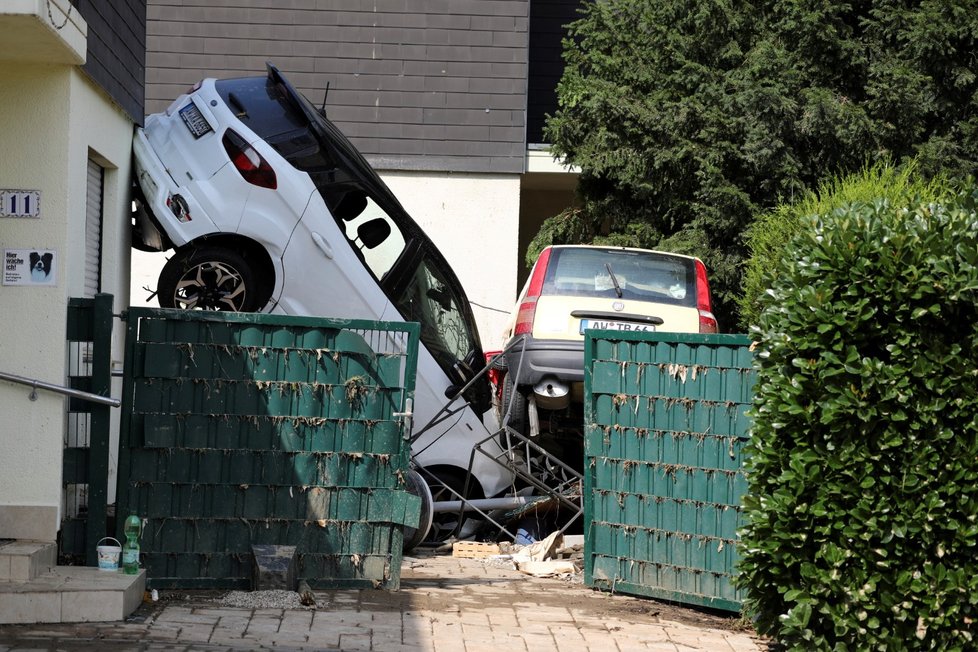 Odklízení následků bleskových povodní v Německu (20. 7. 2021)