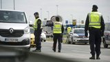 Německá policie zadržela českého studenta: Převážel zbraně!