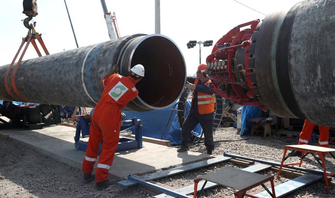 Západ možná obětuje Nord Stream 2. Plynovodu hrozí další americké sankce