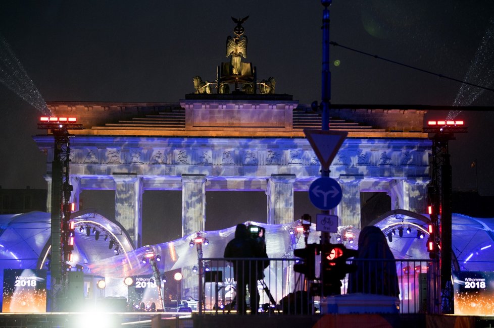 Při silvestrovských oslavách v Německu přišli o život nejméně dva lidé