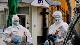 Policie zasahovala u banky Volksbank v německém Sinzigu.