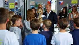 Německý kancléř Scholz ve škole v obci Kleinmachnow