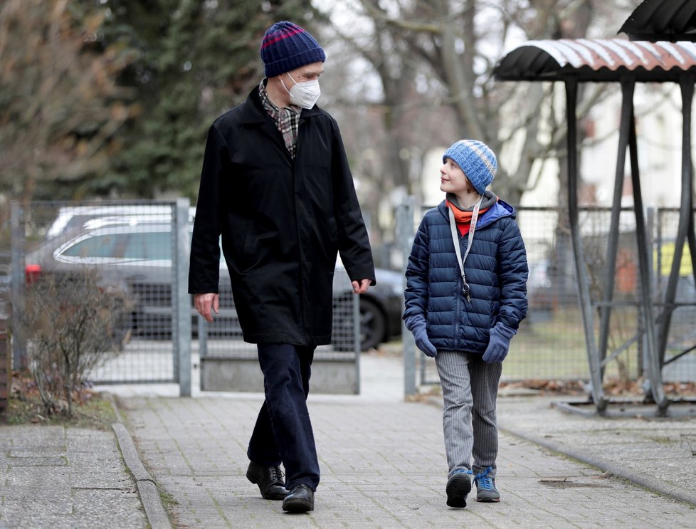 Děti v Německu se vracejí do školy (22. 3. 2021).