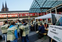 Dopravní kolaps a miliony zasažených Němců. Železniční stávka opět ochromila sousedy