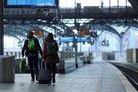 Vlaky z Česka do Německa stojí. Sousedy ochromila železniční stávka, ruší se i některé lety