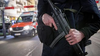 Rasistický útok v Hanau: Podle ministra vnitra bylo zastřelení 9 lidí činem s extremistickým motivem