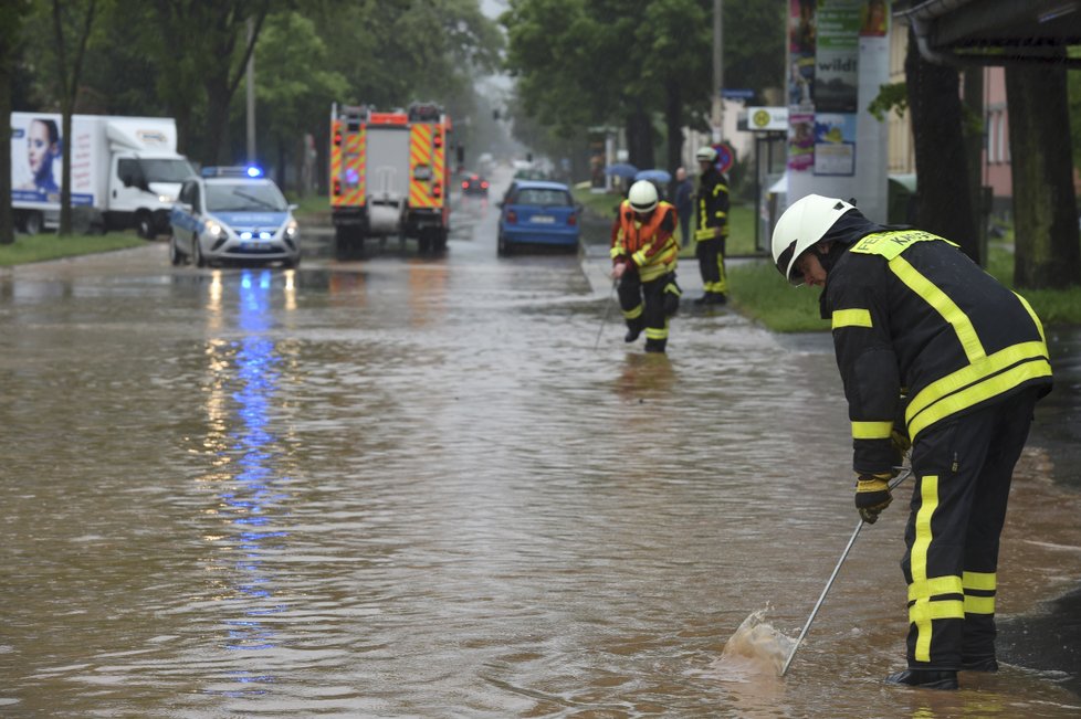 Silné deště dál trápí Německo, (21.05.2019).