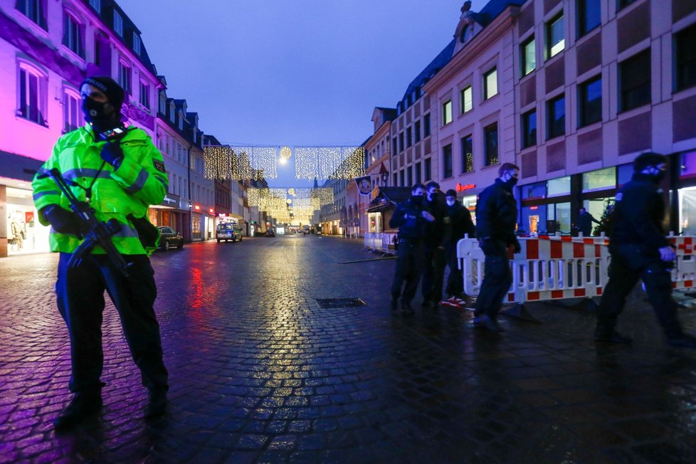 Policie na místě tragédie v Trevíru.