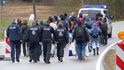Uprchlíci na rakousko-bavorském přechodu Wegscheid.