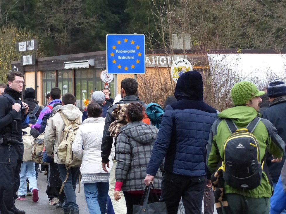 Uprchlíci na rakousko-bavorském přechodu Wegscheid