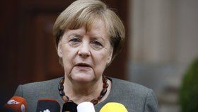 Kancléřka Angela Merkelová během sondovacích rozhovorů