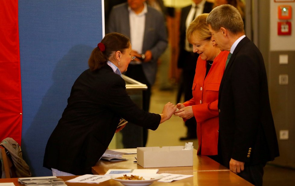 Německé parlamentní volby: Odvolila i kancléřka Angela Merkelová (CDU).