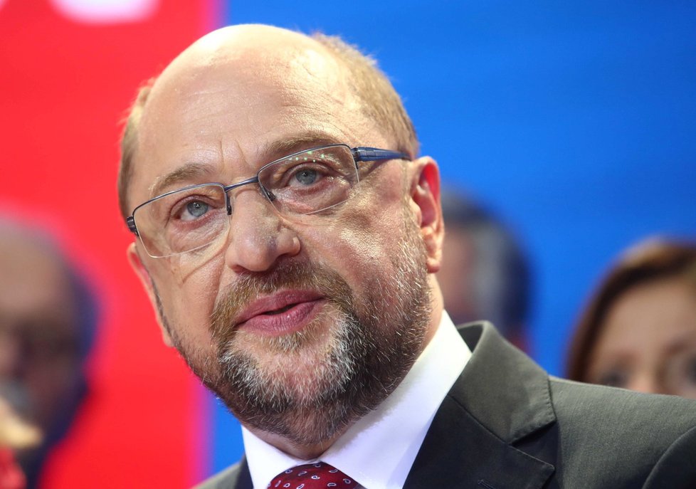 Za hořký den pro SPD označil volby předseda sociálních demokratů Martin Schulz, jeho strana zaznamenala nejhorší výsledek od roku 1949