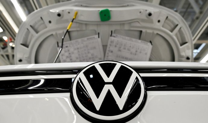 Automobilka Volkswagen kvůli poruše sítě zastavila výrobu v hlavních německých závodech