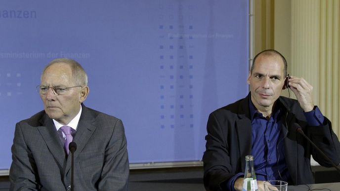 Německý ministr financí Wolfgang Schäuble a jeho řecký protějšek Janis Varufakis