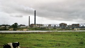 Řeka Němen je hranicí Litvy a Kaliningradské oblasti Ruska (foto 2003).