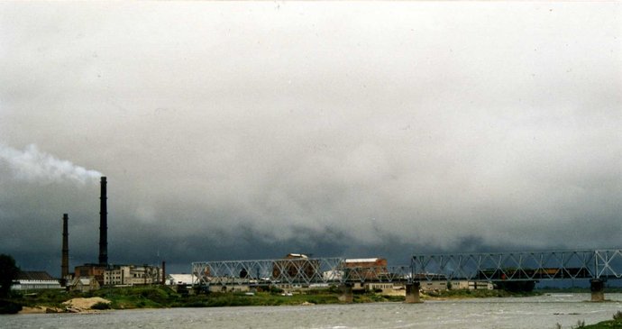 Řeka Němen je hranicí Litvy a Kaliningradské oblasti Ruska (foto 2003).