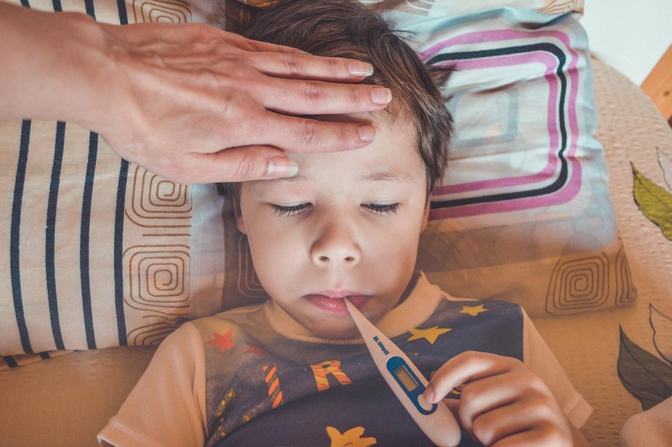 Virové infekce mohou vést k zánětu uší u dětí (ilustrační foto)