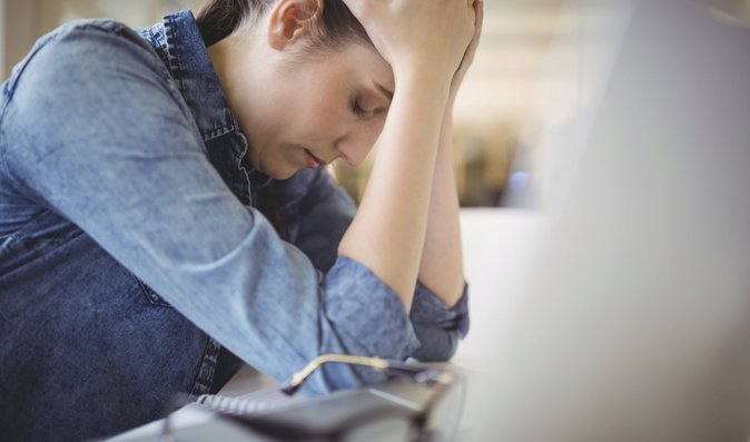 Bolesti v krku, poruchy spánku, deprese: Je za tím chronický únavový syndrom?