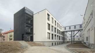 První modulární nemocnice v Česku. Karviná otevřela revoluční projekt