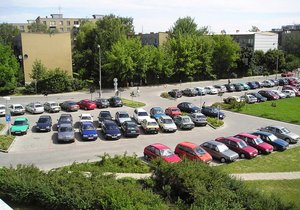U nemocnice v Břeclavi se už příští rok rozšíří nabídka parkování o dalších 240 míst.