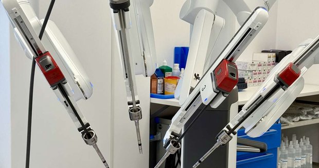 Nový robotický systém Da Vinci Xi na Bulovce.
