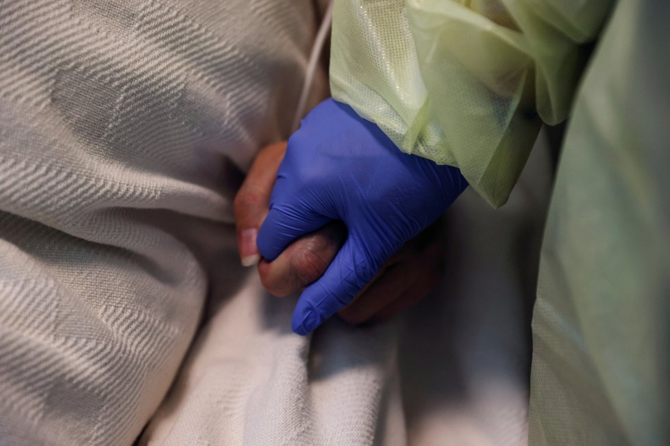 Péče o covidové pacienty v nemocnici v americkém Rexburgu ve státě Idaho (2.11.2021) Péče o covidové pacienty v nemocnici v americkém Rexburgu ve státě Idaho (2.11.2021)