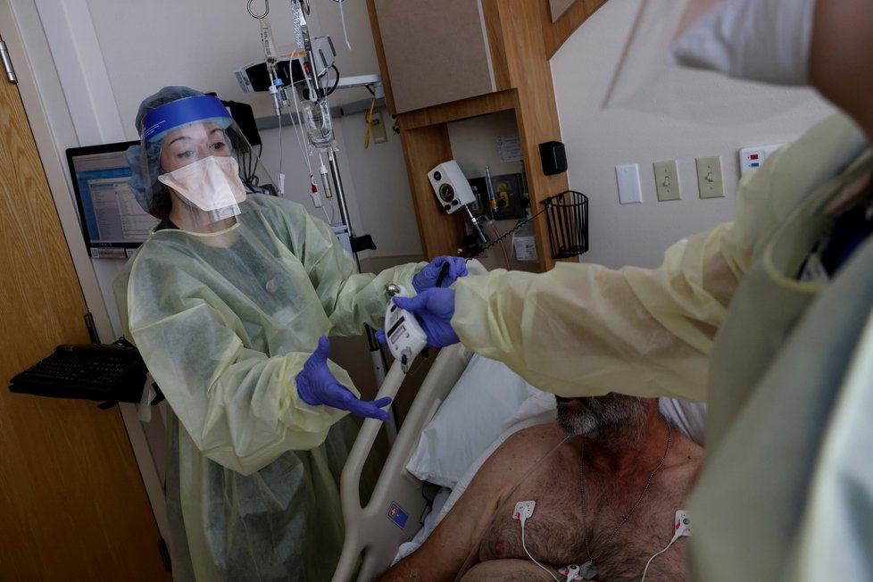 Péče o covidové pacienty v nemocnici v americkém Rexburgu ve státě Idaho (2.11.2021) Péče o covidové pacienty v nemocnici v americkém Rexburgu ve státě Idaho (2.11.2021)