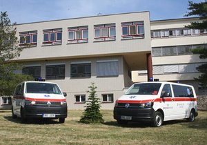 Nemocnici v Kyjově stárne vozový park. Některé vozy jsou i přes 20 let staré.