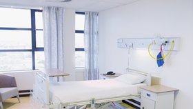 Nemocnice příští rok zruší na šest tisíc akutních lůžek