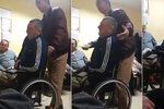 Muž v čekárně se svíjel bolestí: Zdravotníci mu ještě vynadali
