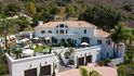 Americká youtuberka, modelka, zpěvačka a internetová celebrita Trisha Kay Paytas si pořídila nový domov za 3,7 milionu dolarů ve Westlake Village v Kalifornii