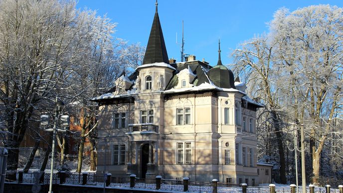 Úřad pro zastupování státu ve věcech majetkových převzal jedinečnou Geipelovu vilu v centru Aše.
