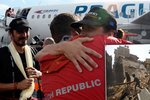 Češi, kteří pomáhali v Nepálu, se vrátili domů.
