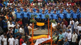 Neklidný Nepál: Při nepokojích zemřeli policisté i dítě