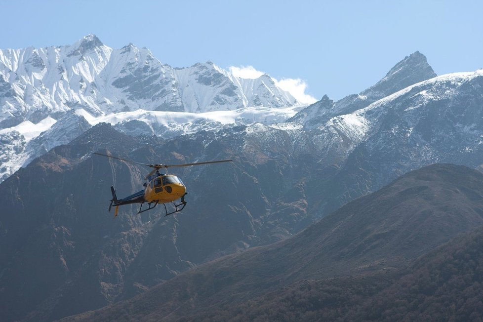 Nepál je oblíbeným cílem horolezců, kteří se zde snaží zdolat nejvyšší hory světa (ilustrační foto)