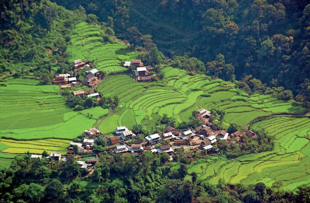 Gurunžská vesnice v údolí