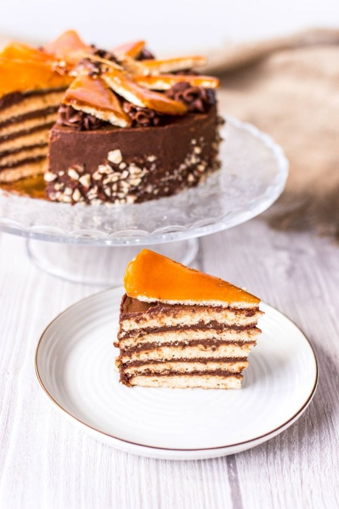 Vyzkoušejte recept na pravý Dobošův dort z kuchařky Markéty a Františka