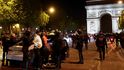 Pátá noc nepokojů v Paříži a na jejích předměstích