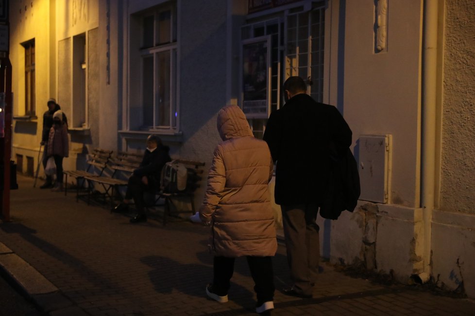 Žena (35) obviněná z vraždy novorozence u soudu.