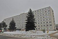 Chlapec (11) vypadl z 6. patra: Je ve vážném stavu