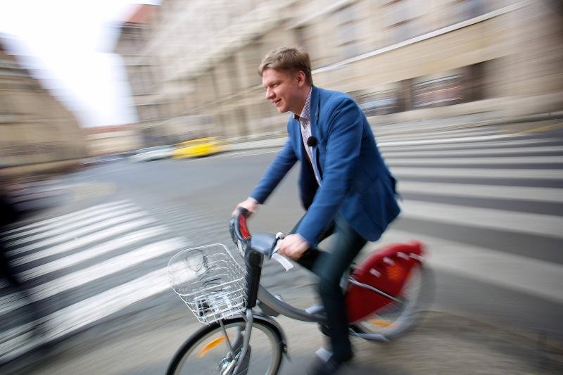 Pražský primátor Tomáš Hudeček má cyklisty rád. Kdyby se raději zasloužil o vybudování vnitřního městského okruhu.