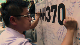 Katalog seriálů (Netflix): MH370: Ztracené letadlo (MH370: The Plane That Disappeared)