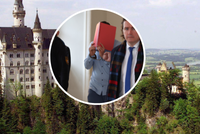 Američan u zámku Neuschwanstein shodil turistky do rokle: U soudu se k činu přiznal!