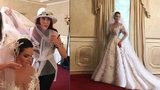 Milionová nevěsta nejutajovanější svatby léta: Šaty od Matragi jsou poklad, půjdou do truhly