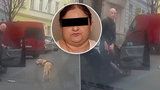 Tohle je taxikář, který vytáhl nevidomou Květu z vozu: Myslel jsem, že jí jde pomoct vystoupit, říká svědek, který ho natočil