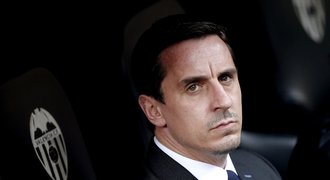 Expert z Anglie si naložil moc. Proč Neville není jako Guardiola?